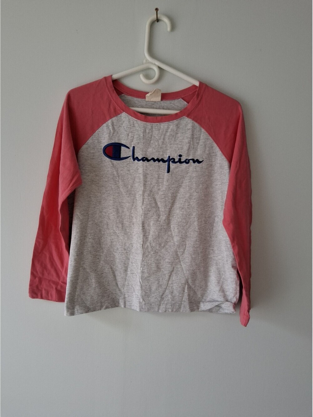 Champion Sweatshirt Womens XS Pink/Grey Pullover Crewneck Outdoors Logo